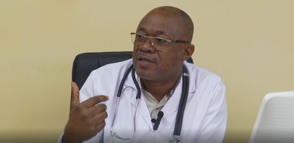 Un docteur gabonais donne des conseils préventifs divers