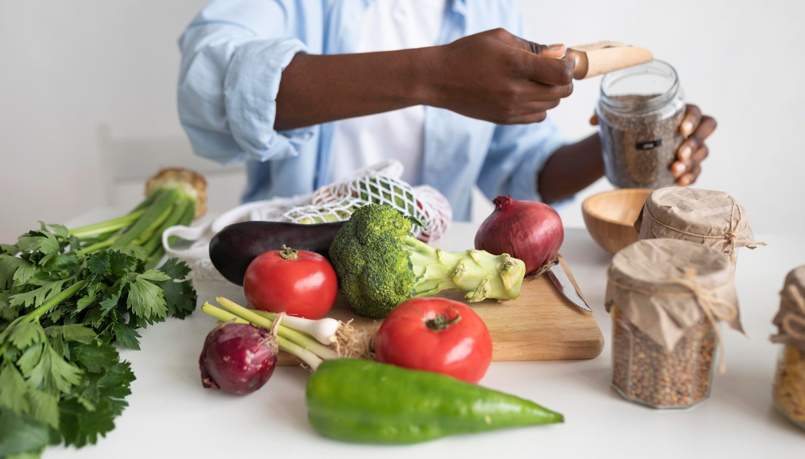 jeune-femme-ayant-mode-vie-durable